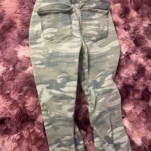 Express Camouflage Ankle Jeans